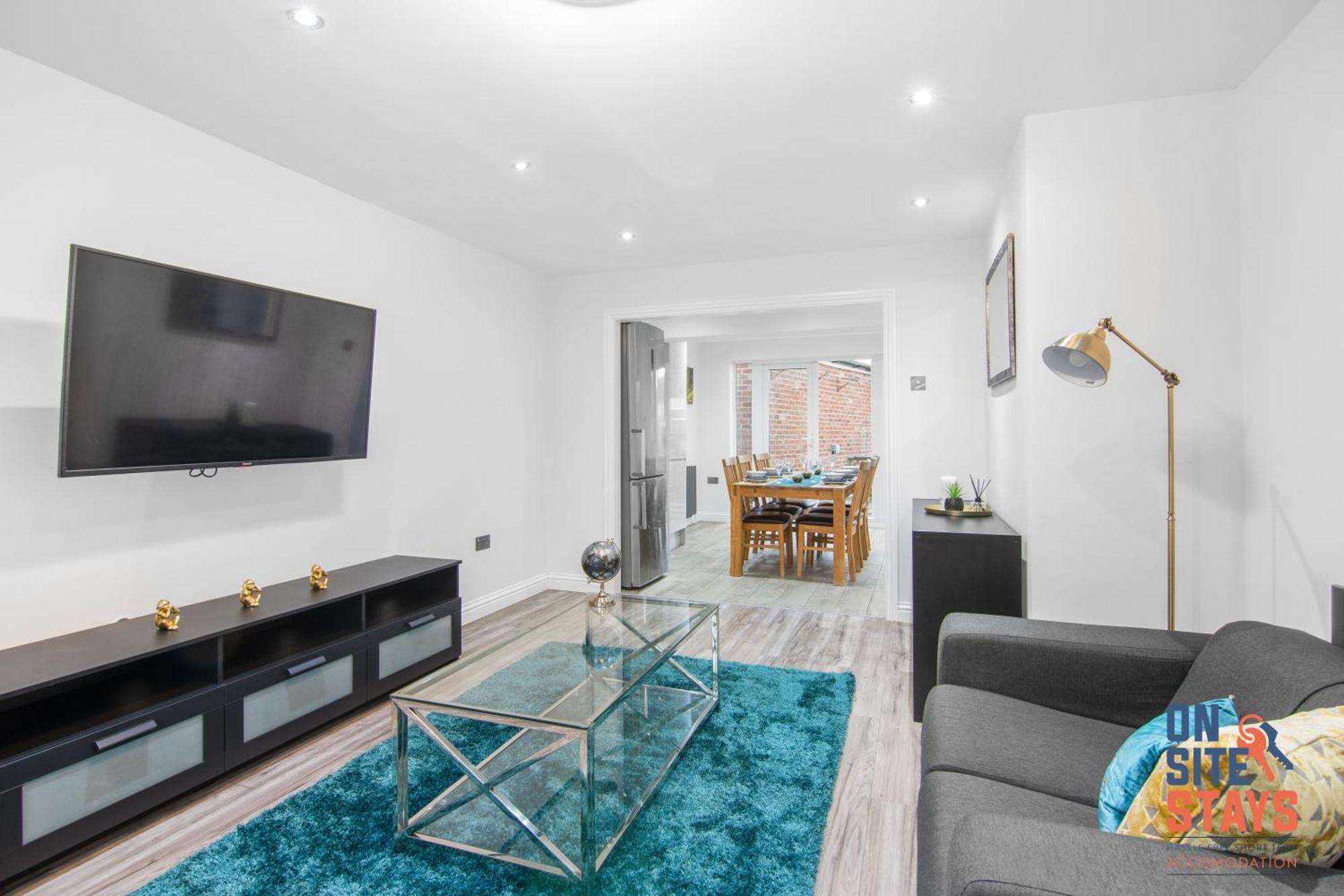 גרייבסנד Onsitestays - Spacious 3 Bed House With Garden, Wifi & 4 Plus Parking מראה חיצוני תמונה